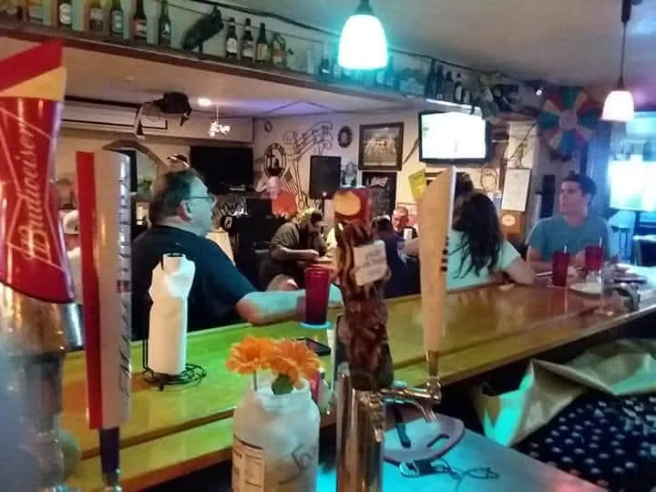 Grumpy Gators Bar & Grill